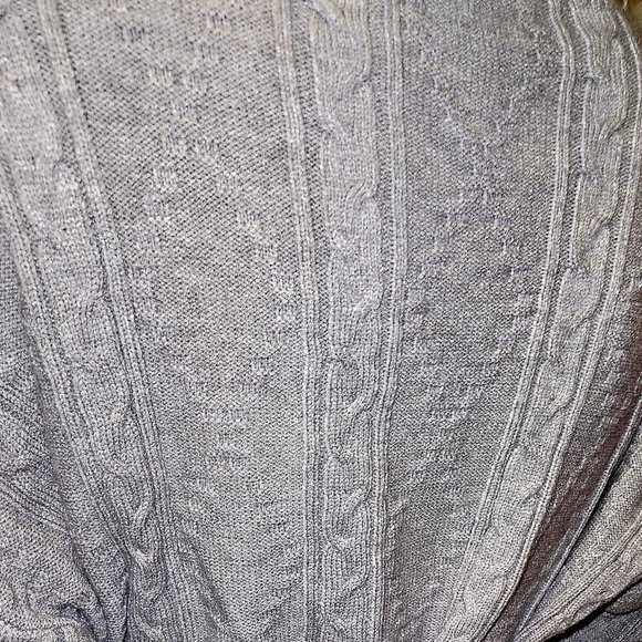 Women's Turtle Neck Seater with Long Skirt all Cable Knit. W/Belt Included M/L - Picture 9 of 9